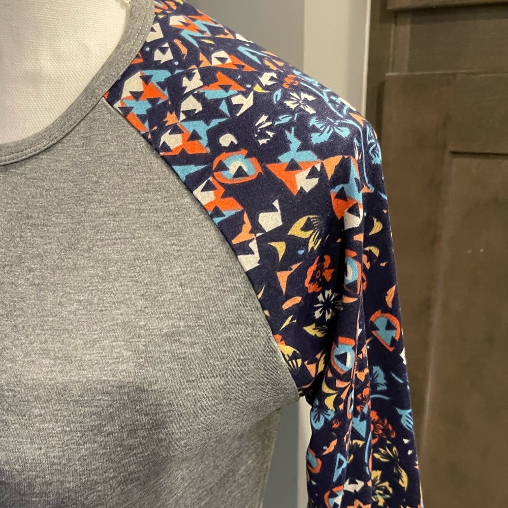 Lularoe Randy shirt - Picture 2 of 7